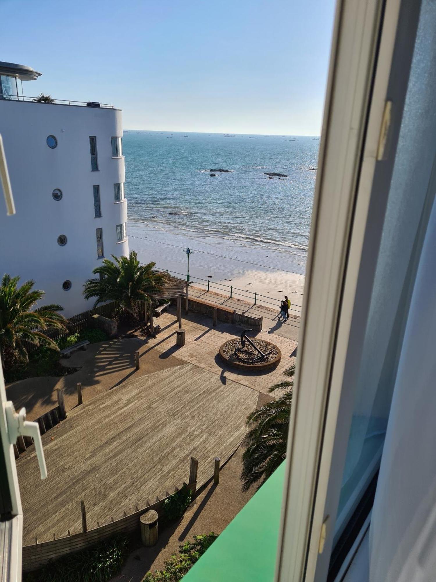 Marina Metro Hotel Saint Helier Eksteriør billede