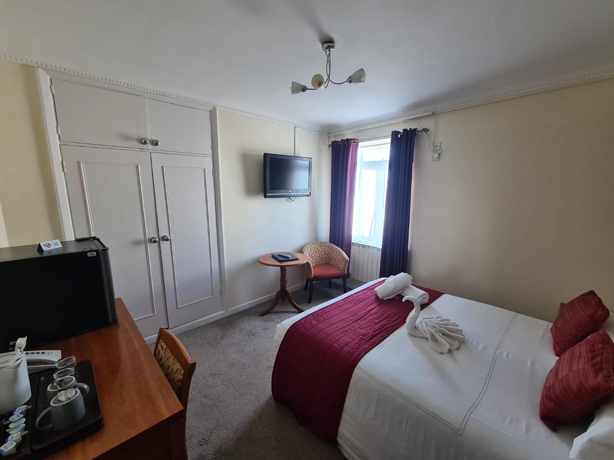 Marina Metro Hotel Saint Helier Værelse billede